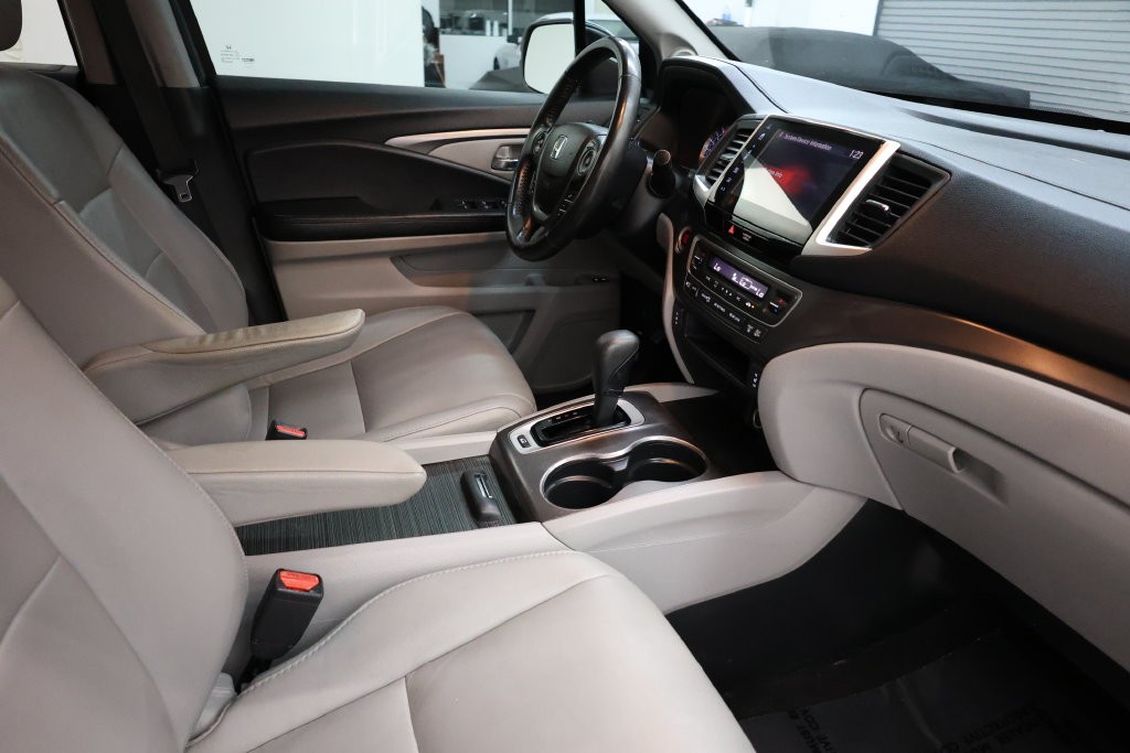Honda Pilot Vehicle Full-screen Gallery Image 72