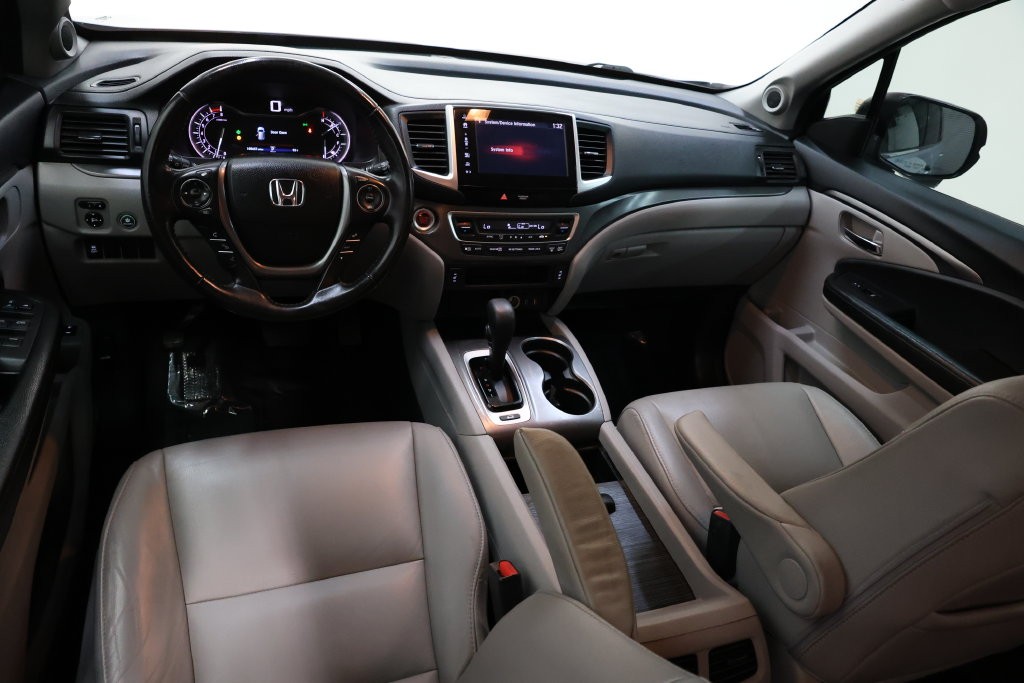 Honda Pilot Vehicle Full-screen Gallery Image 75