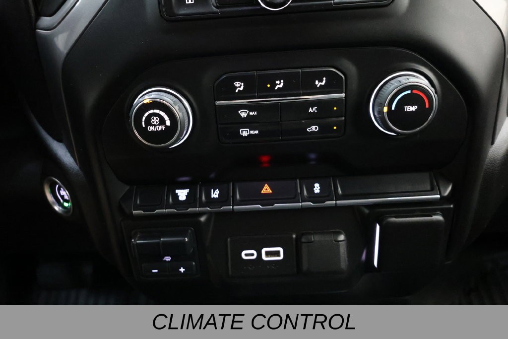 Chevrolet Silverado 3500HD Vehicle Full-screen Gallery Image 29