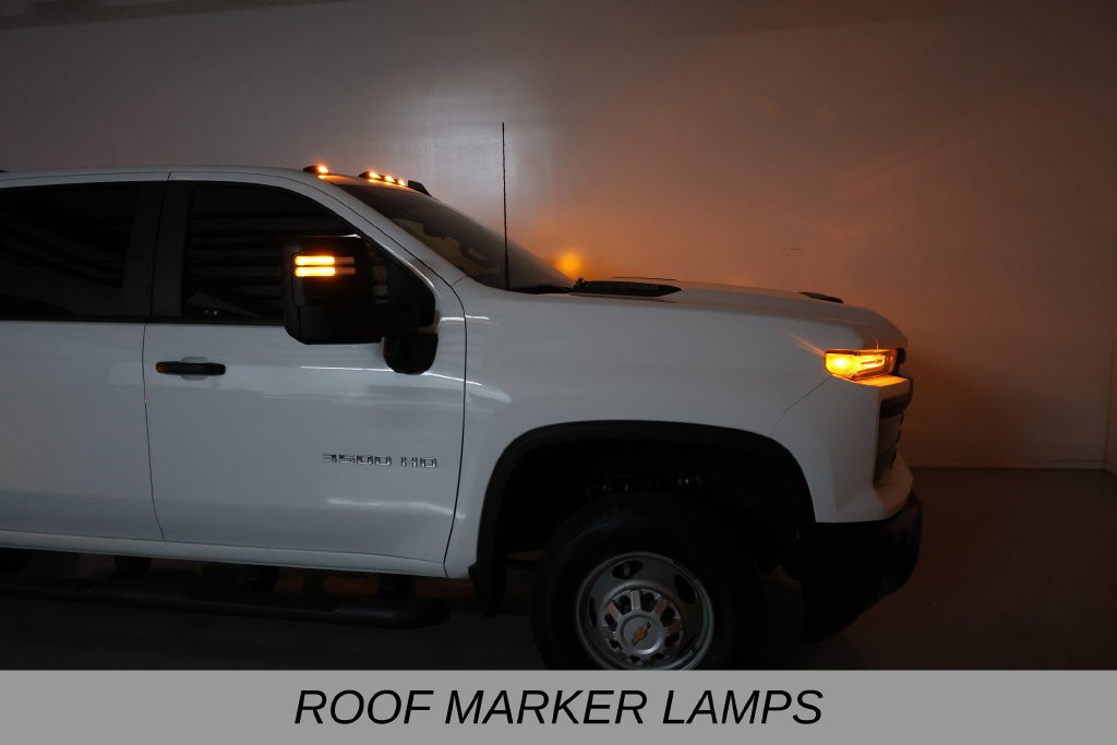 Chevrolet Silverado 3500HD Vehicle Full-screen Gallery Image 34