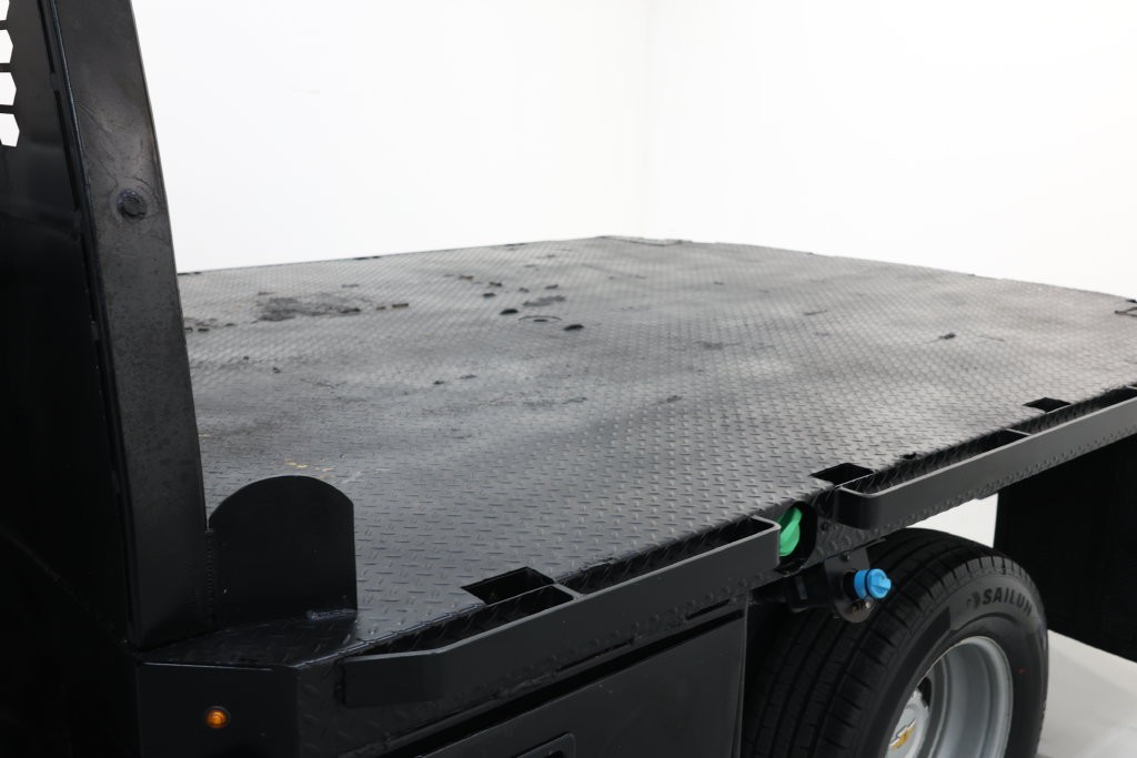 Chevrolet Silverado 3500HD Vehicle Full-screen Gallery Image 54