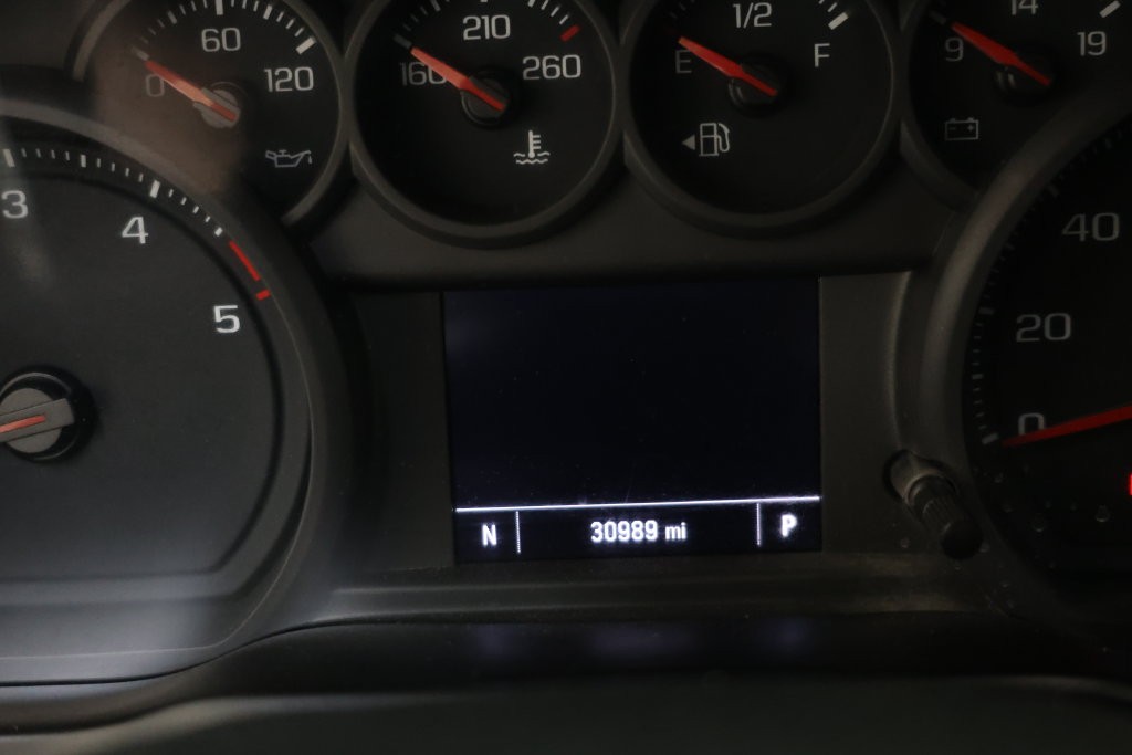 Chevrolet Silverado 3500HD Vehicle Full-screen Gallery Image 87