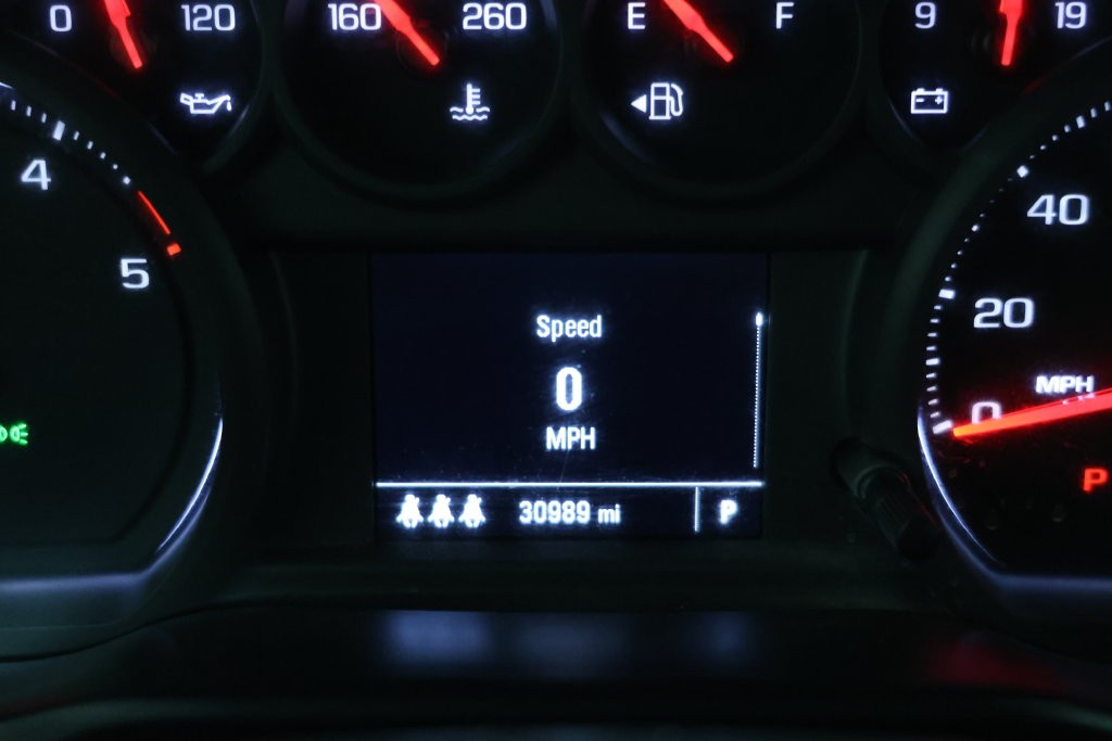 Chevrolet Silverado 3500HD Vehicle Full-screen Gallery Image 89