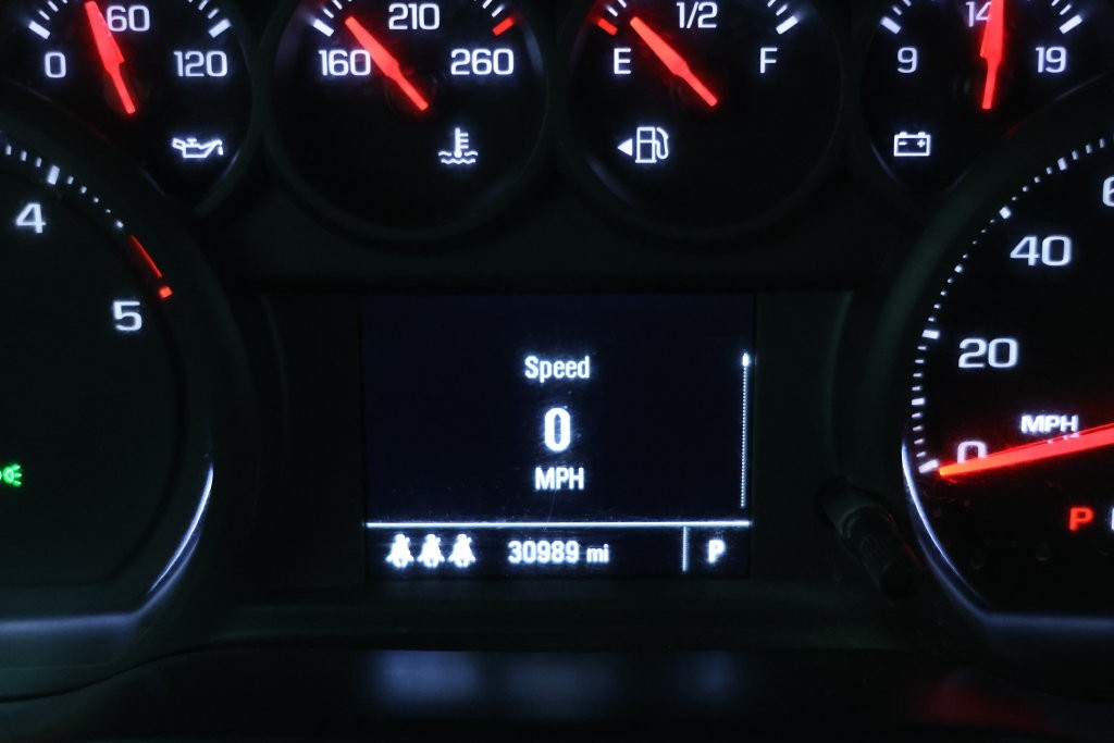 Chevrolet Silverado 3500HD Vehicle Full-screen Gallery Image 90
