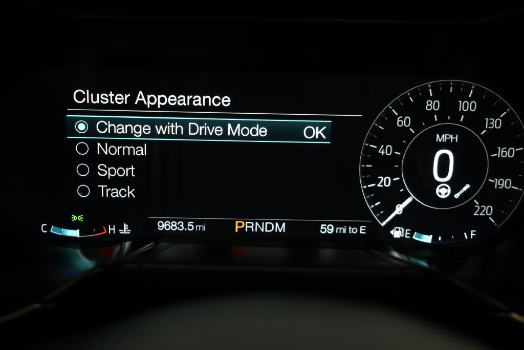 Ford Mustang Vehicle Full-screen Gallery Image 103