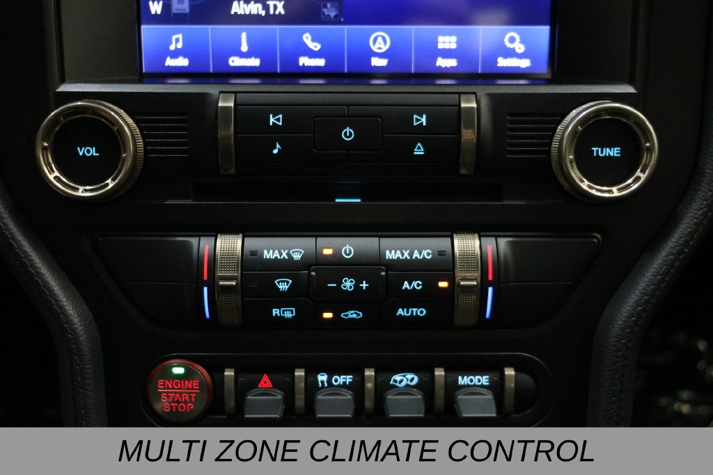 Ford Mustang Vehicle Full-screen Gallery Image 34