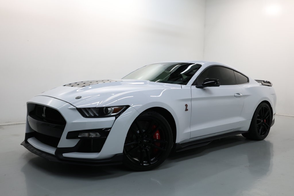Ford Mustang Vehicle Full-screen Gallery Image 50