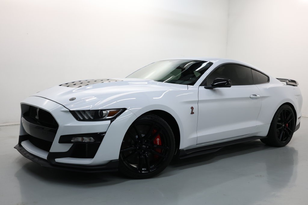 Ford Mustang Vehicle Full-screen Gallery Image 51