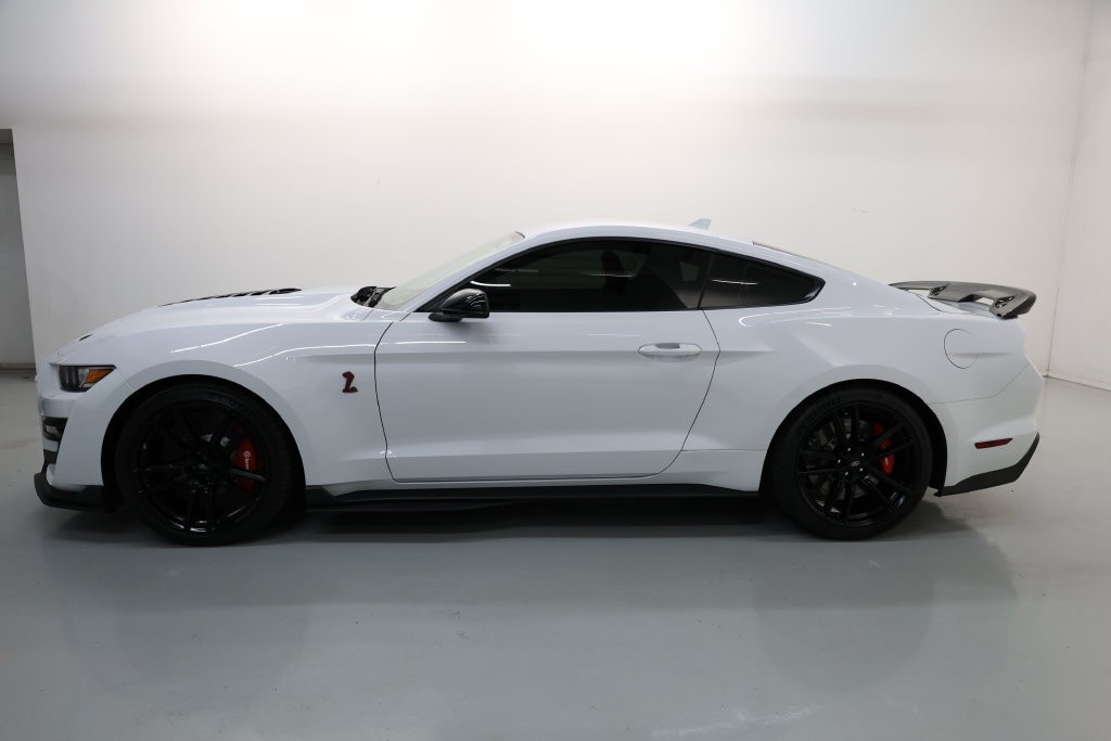 Ford Mustang Vehicle Full-screen Gallery Image 56