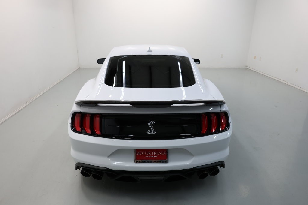 Ford Mustang Vehicle Full-screen Gallery Image 58