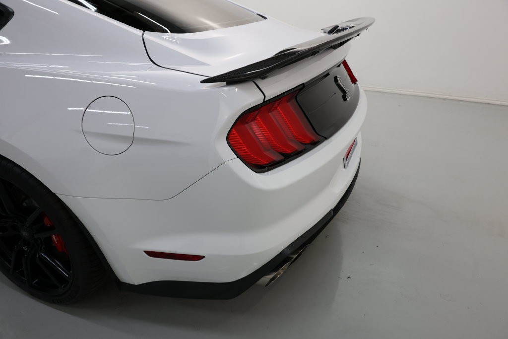 Ford Mustang Vehicle Full-screen Gallery Image 68