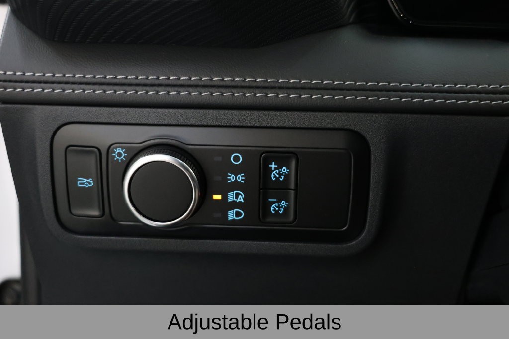 Ford Mustang Vehicle Full-screen Gallery Image 34