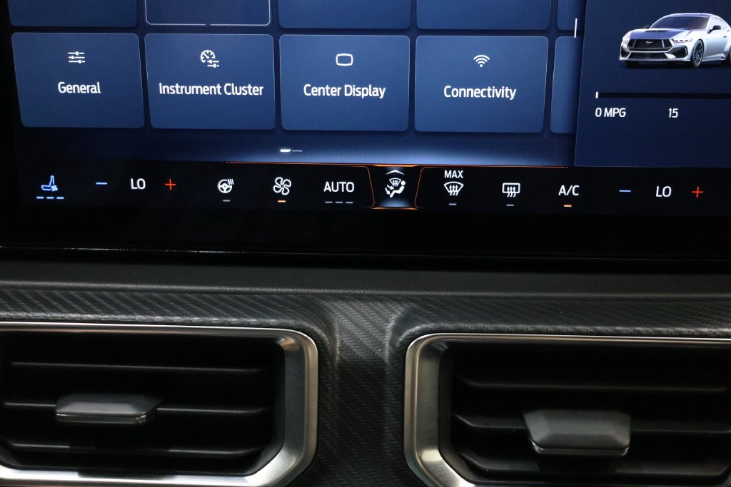 Ford Mustang Vehicle Full-screen Gallery Image 89