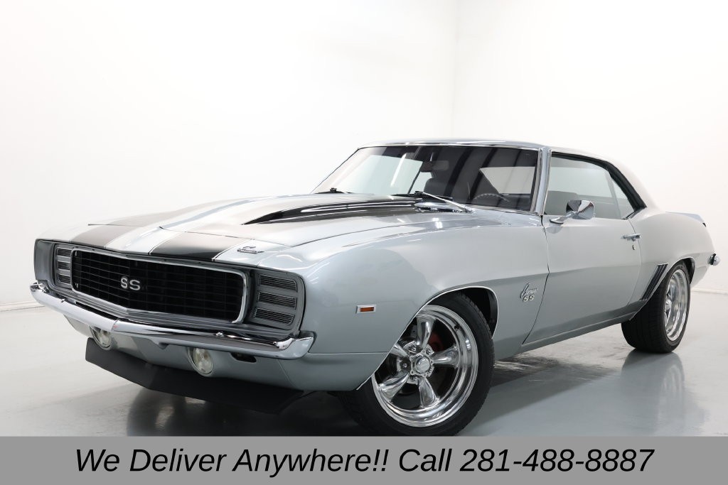 Chevrolet Camaro Vehicle Full-screen Gallery Image 03