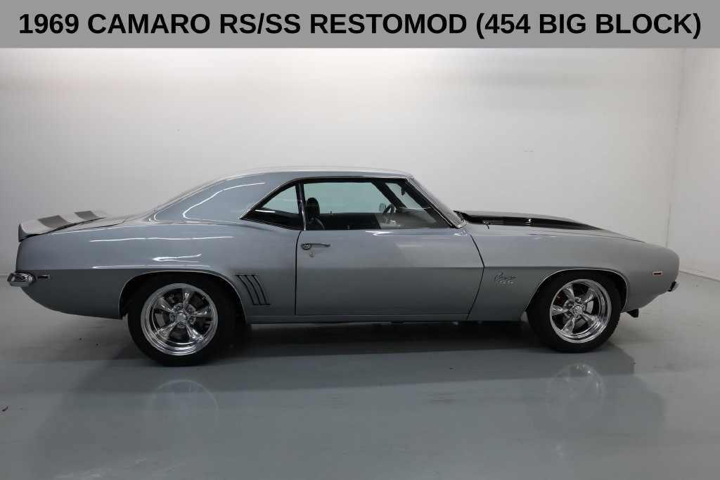Chevrolet Camaro Vehicle Full-screen Gallery Image 04