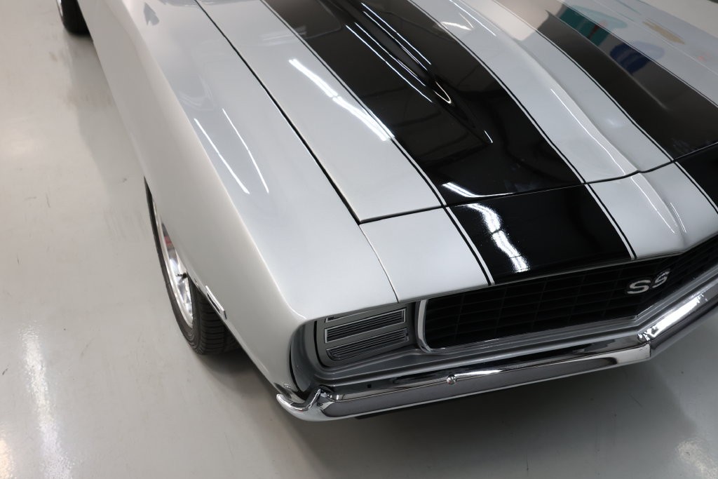 Chevrolet Camaro Vehicle Full-screen Gallery Image 55