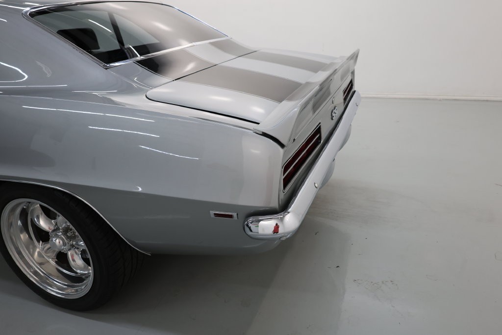 Chevrolet Camaro Vehicle Full-screen Gallery Image 57