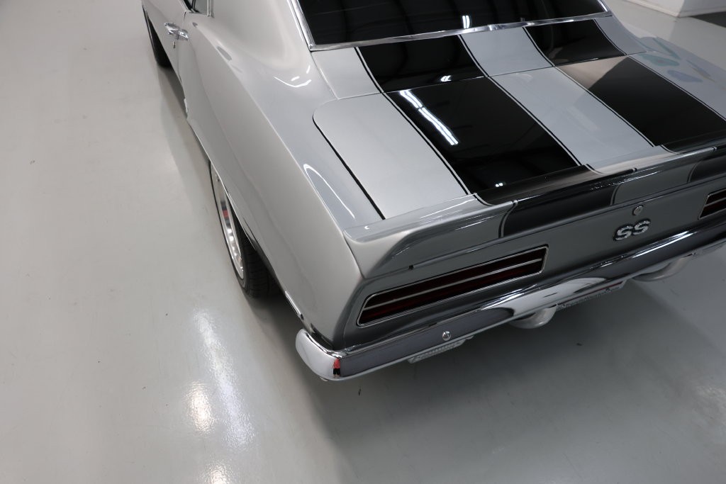 Chevrolet Camaro Vehicle Full-screen Gallery Image 58