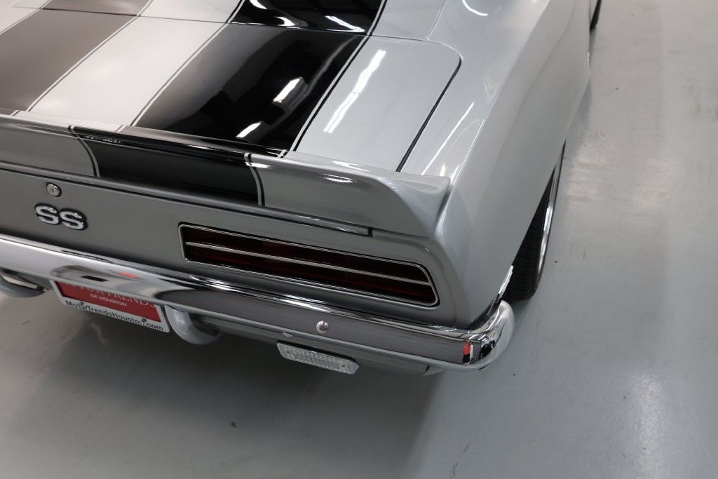 Chevrolet Camaro Vehicle Full-screen Gallery Image 61