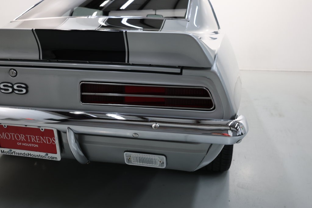 Chevrolet Camaro Vehicle Full-screen Gallery Image 62
