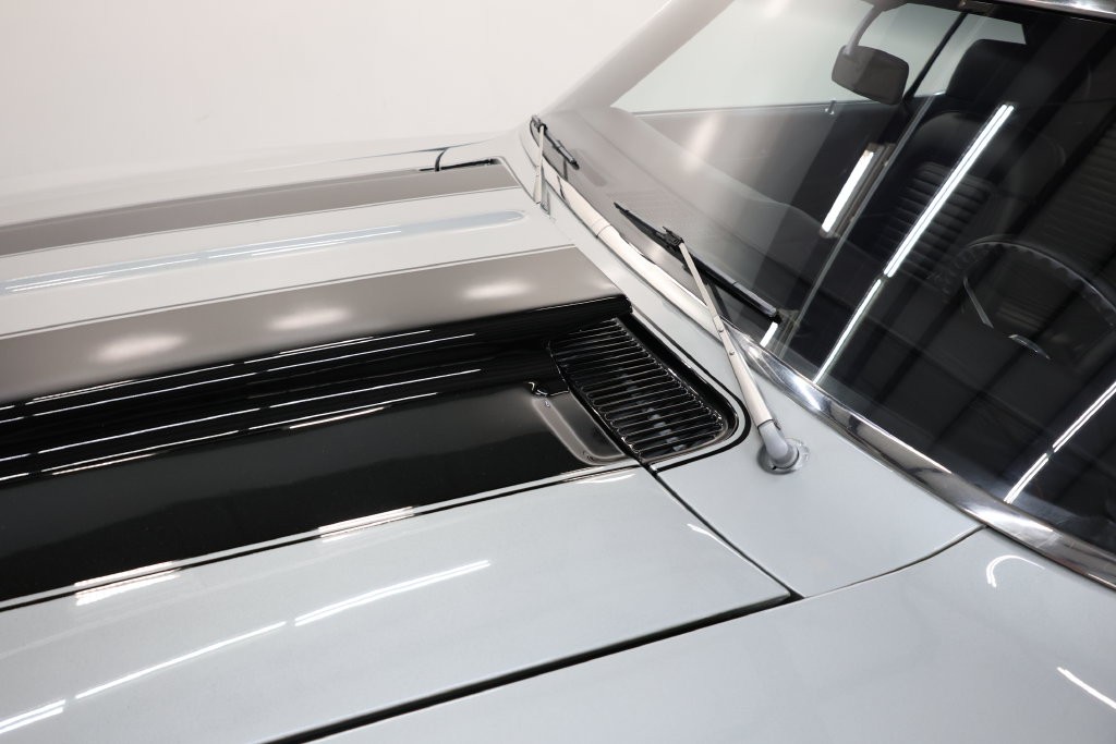 Chevrolet Camaro Vehicle Full-screen Gallery Image 66