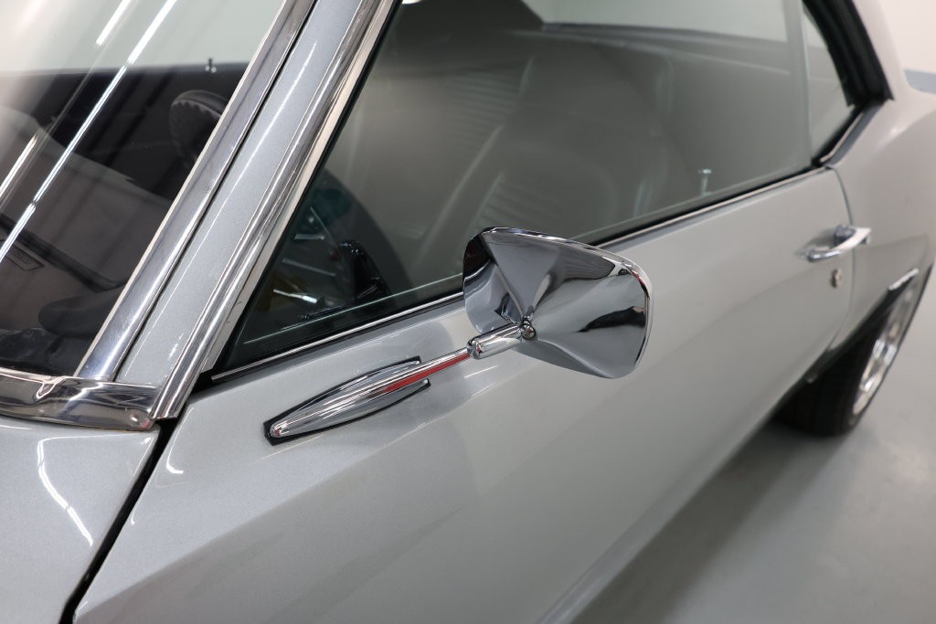 Chevrolet Camaro Vehicle Full-screen Gallery Image 67