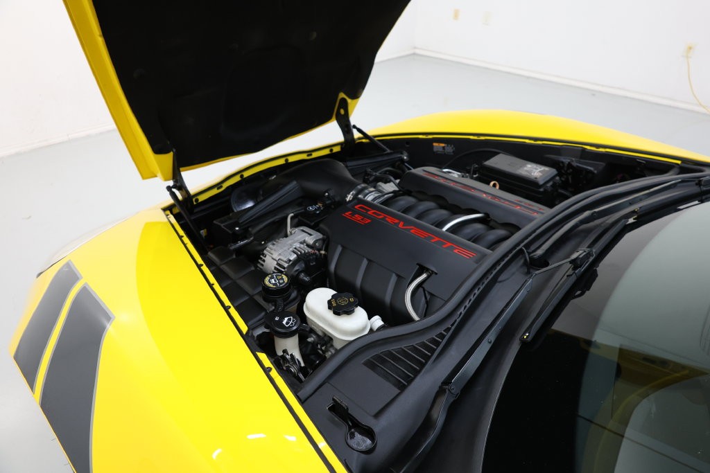 Chevrolet Corvette Vehicle Full-screen Gallery Image 102