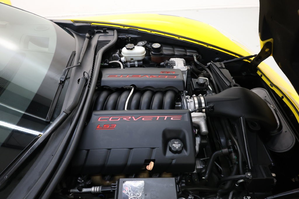 Chevrolet Corvette Vehicle Full-screen Gallery Image 104
