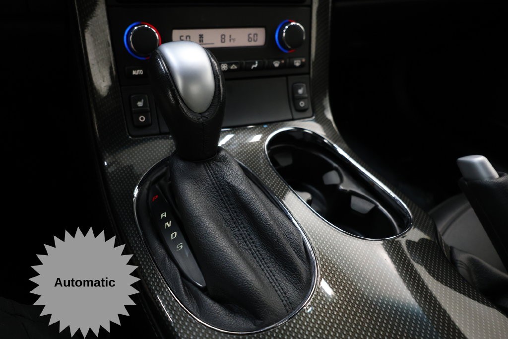 Chevrolet Corvette Vehicle Full-screen Gallery Image 21
