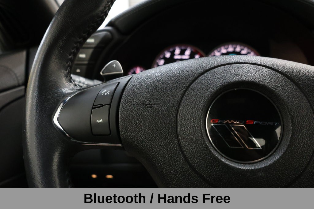 Chevrolet Corvette Vehicle Full-screen Gallery Image 29