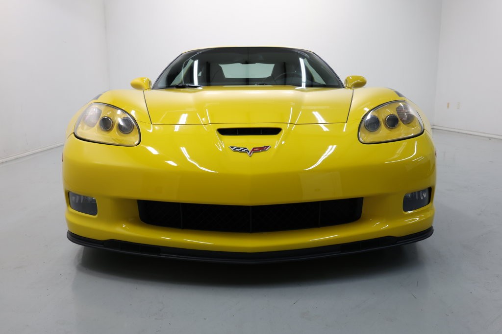 Chevrolet Corvette Vehicle Full-screen Gallery Image 44