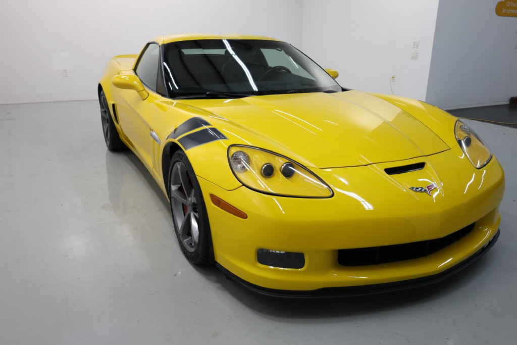Chevrolet Corvette Vehicle Full-screen Gallery Image 46