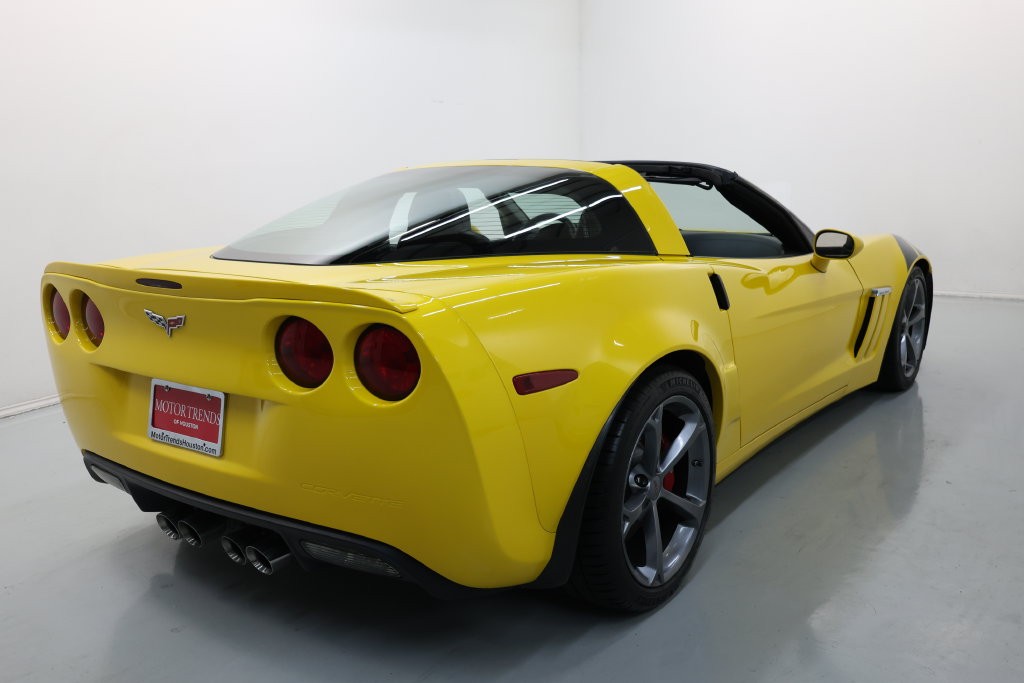 Chevrolet Corvette Vehicle Full-screen Gallery Image 56