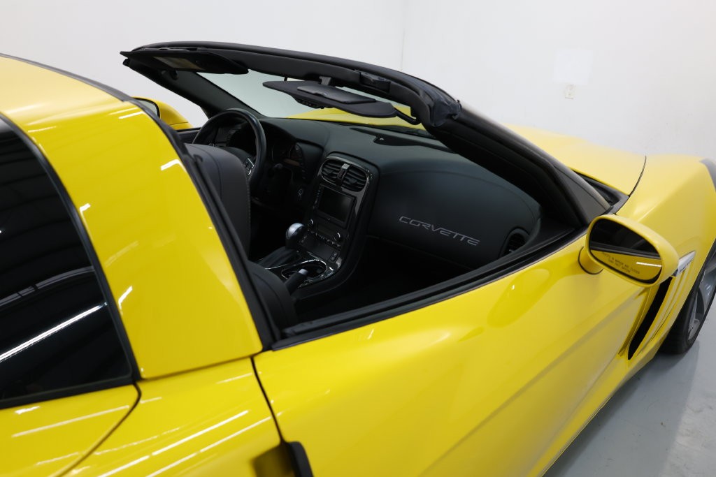 Chevrolet Corvette Vehicle Full-screen Gallery Image 69
