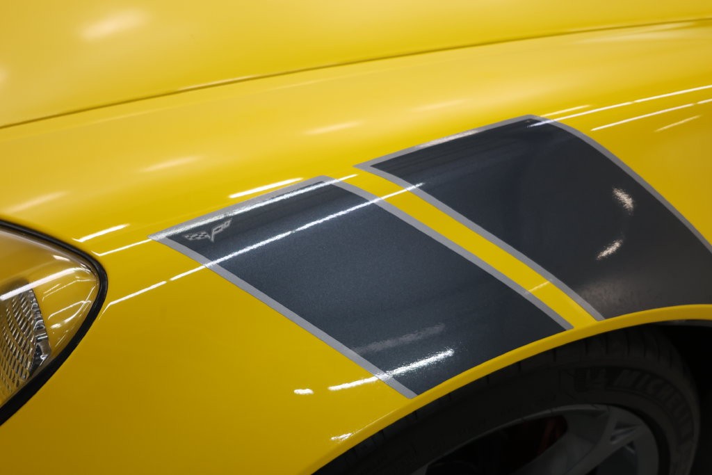Chevrolet Corvette Vehicle Full-screen Gallery Image 75