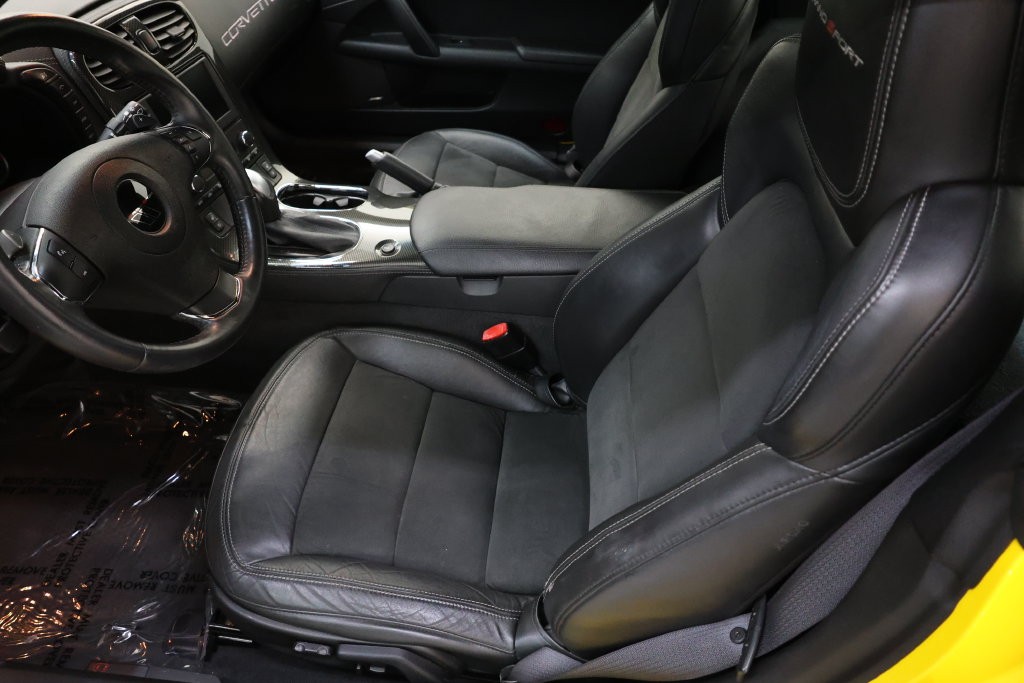 Chevrolet Corvette Vehicle Full-screen Gallery Image 78