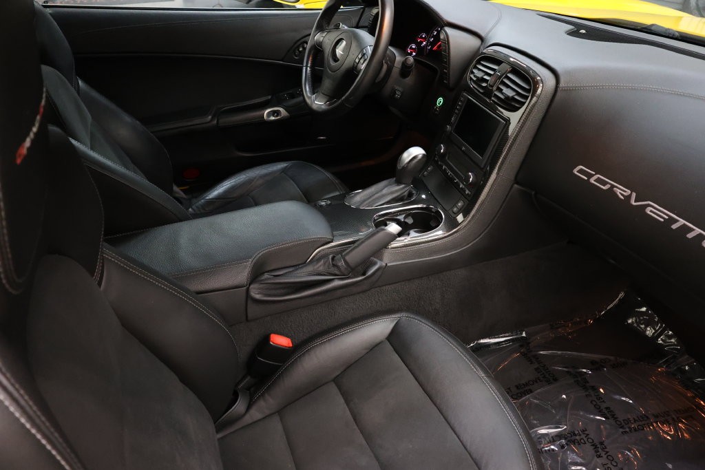 Chevrolet Corvette Vehicle Full-screen Gallery Image 82