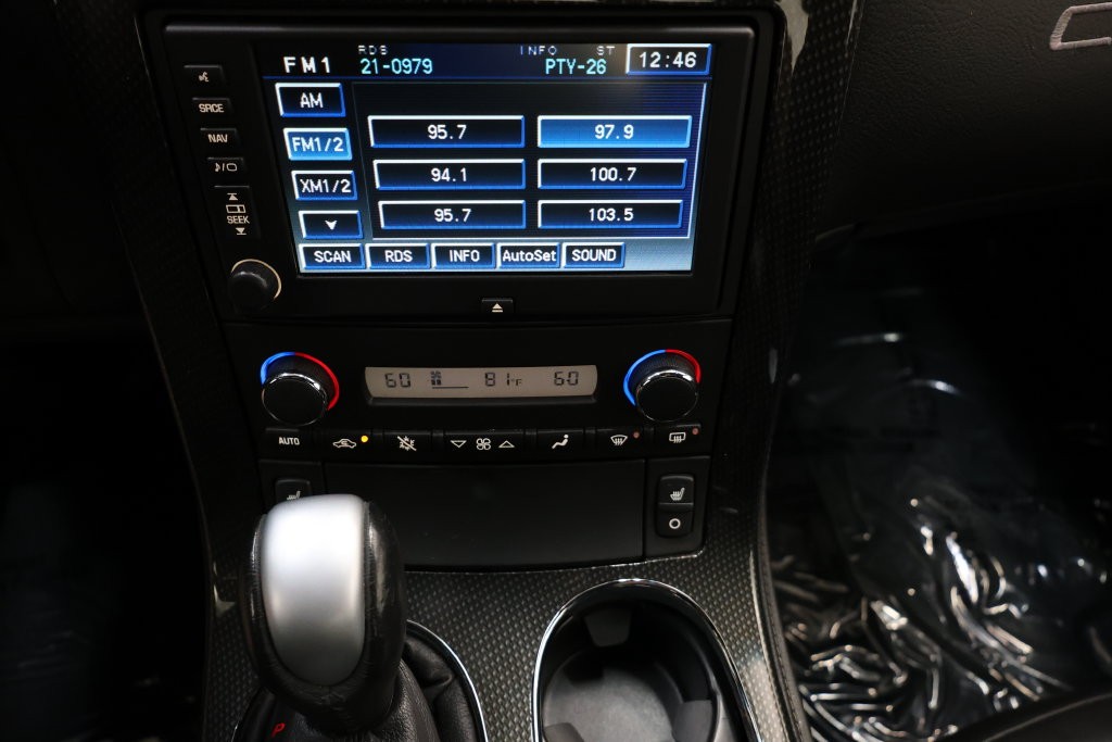 Chevrolet Corvette Vehicle Full-screen Gallery Image 90