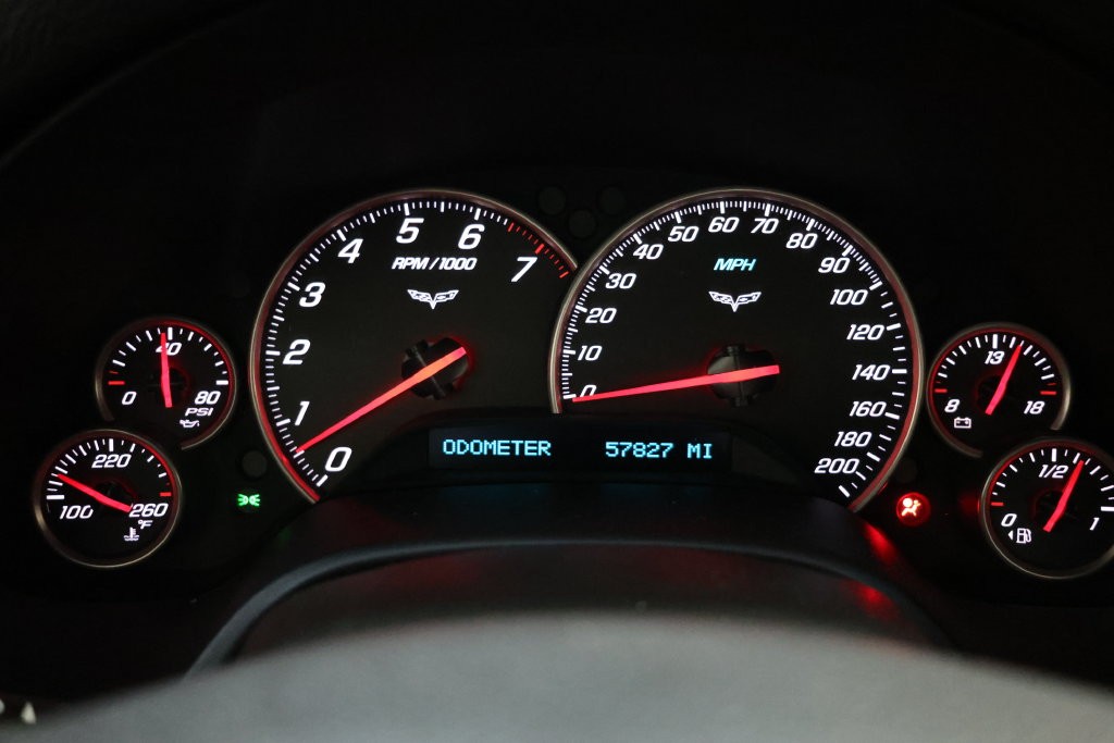 Chevrolet Corvette Vehicle Full-screen Gallery Image 94