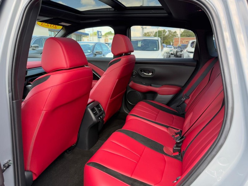 Acura ADX Vehicle Full-screen Gallery Image 11