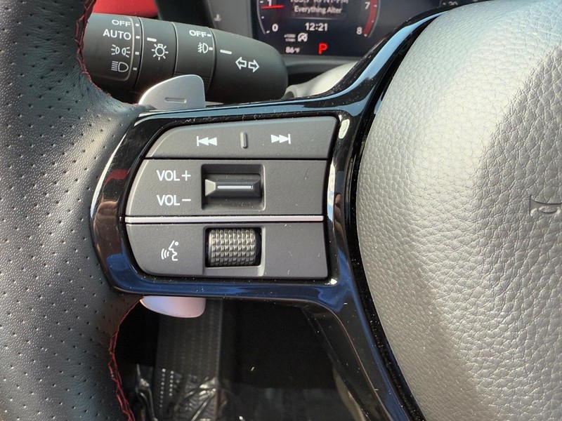 Acura ADX Vehicle Full-screen Gallery Image 18