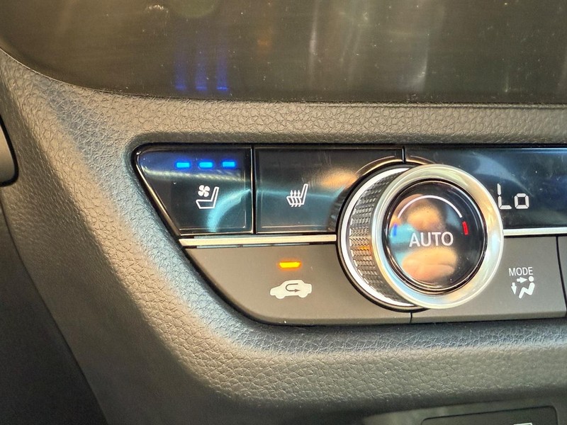 Acura ADX Vehicle Full-screen Gallery Image 16