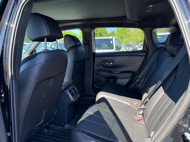 Acura ADX Vehicle Full-screen Gallery Image 05