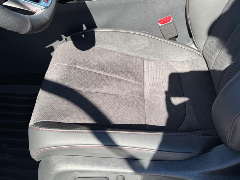 Acura ADX Vehicle Full-screen Gallery Image 10