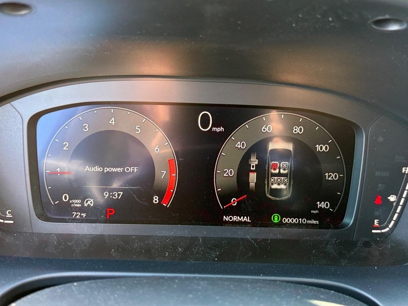 Acura ADX Vehicle Full-screen Gallery Image 13