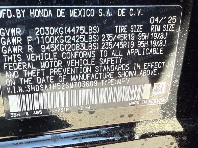 Acura ADX Vehicle Full-screen Gallery Image 16