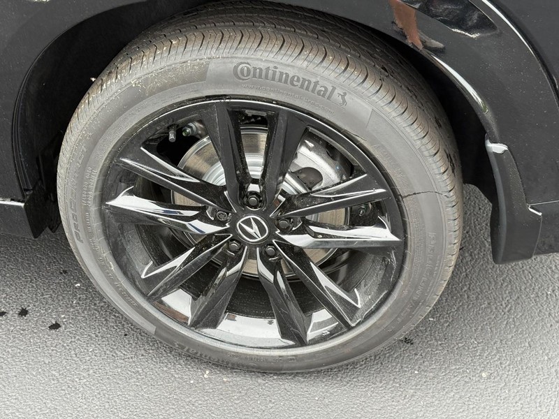 Acura ADX Vehicle Full-screen Gallery Image 05