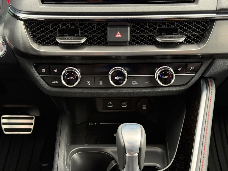 Acura ADX Vehicle Full-screen Gallery Image 10