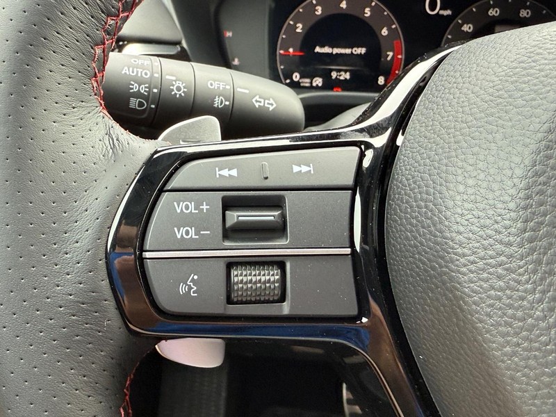 Acura ADX Vehicle Full-screen Gallery Image 14