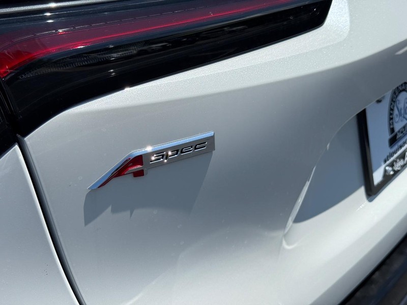 Acura ADX Vehicle Full-screen Gallery Image 04